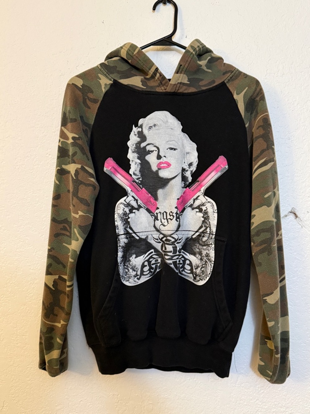 Camo Sleeve Black Graphic Hoodie Marilyn Monroe
